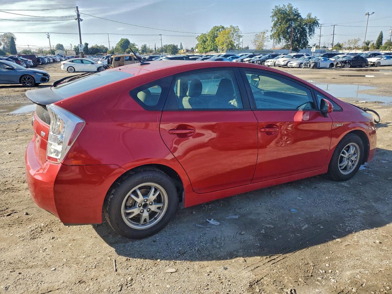 2011 TOYOTA PRIUS