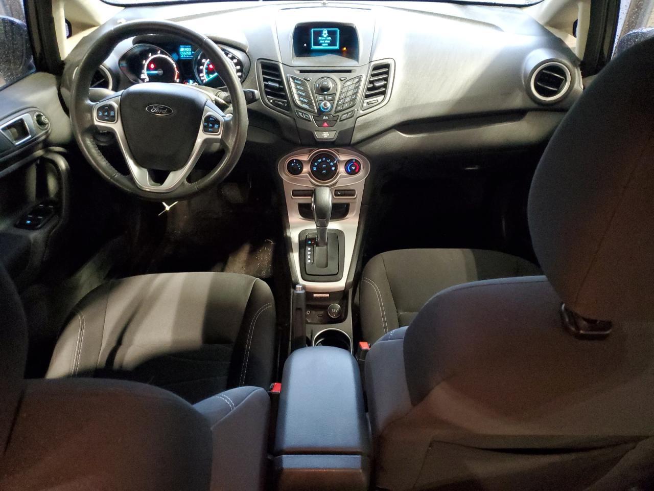 2014 FORD Fiesta