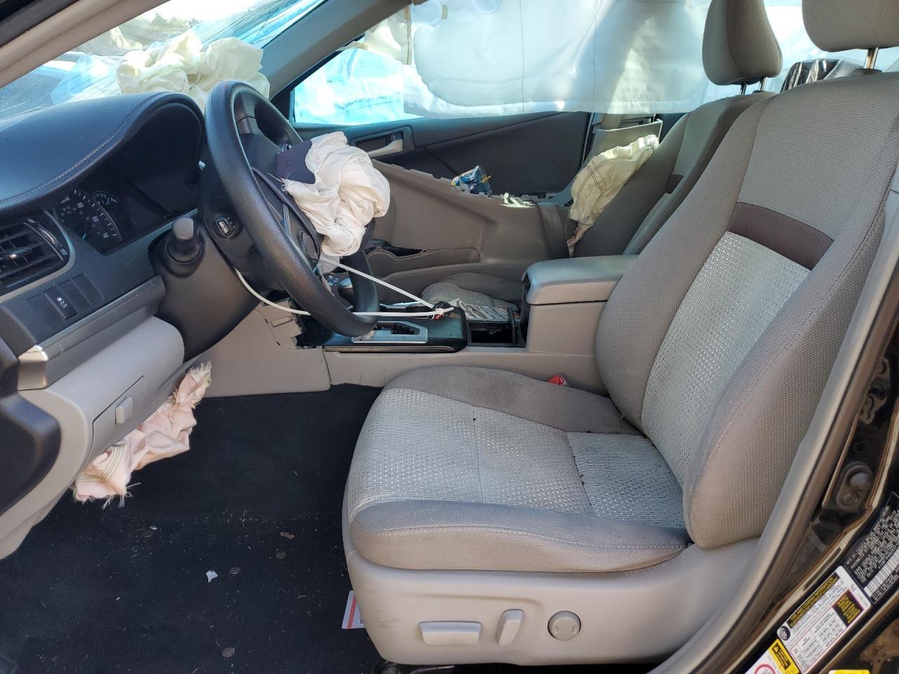 2014 TOYOTA CAMRY