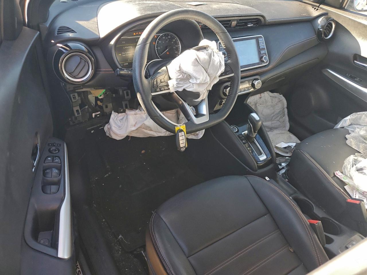 2020 NISSAN KICKS