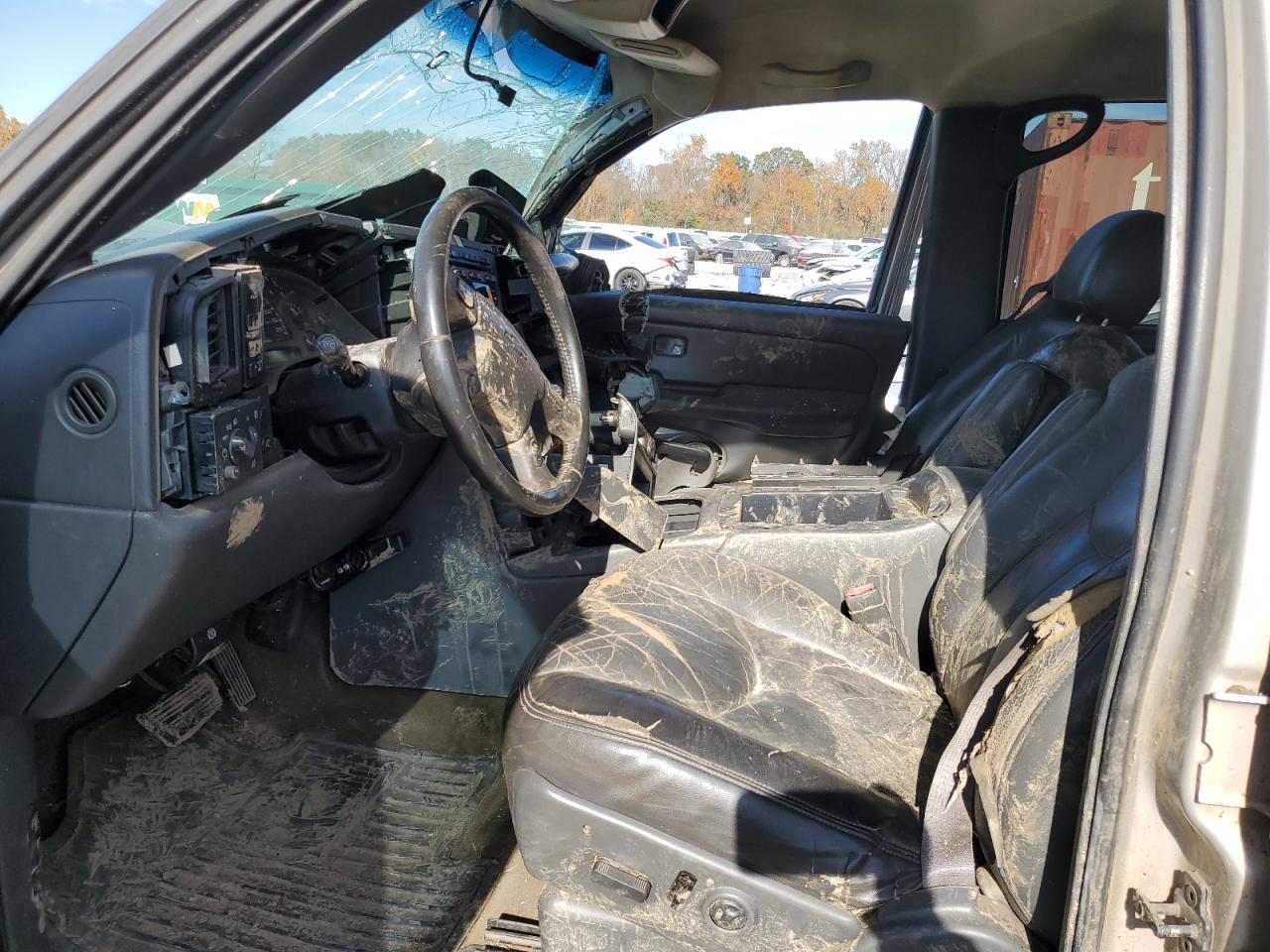 2004 CHEVROLET Silverado 2500
