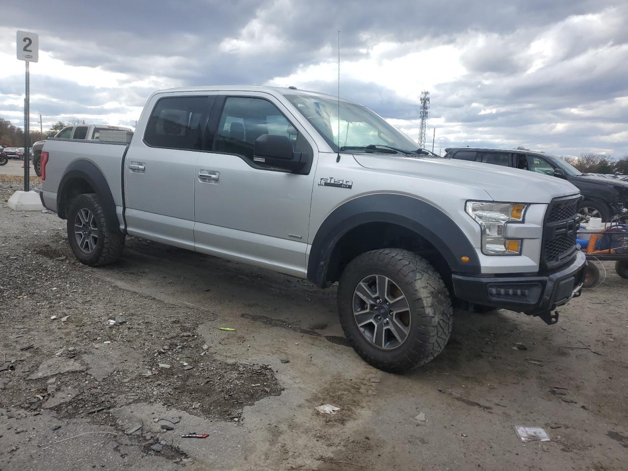 2015 FORD F-150