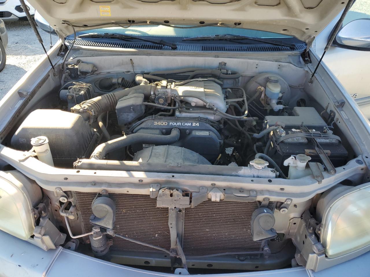 2003 TOYOTA TUNDRA