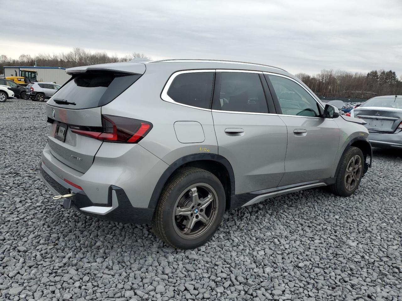 2025 BMW X1