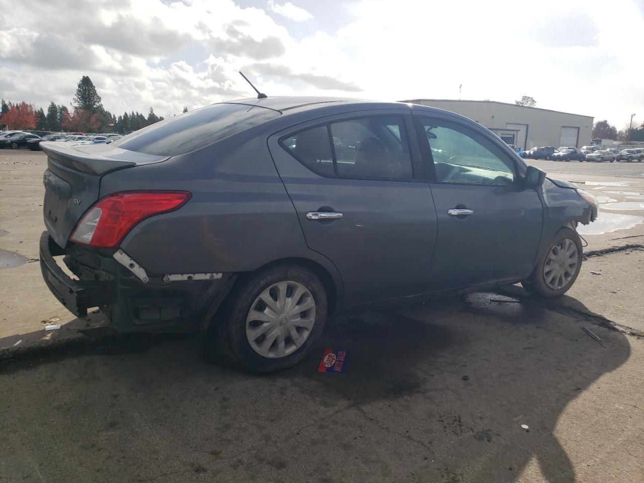 2019 NISSAN VERSA