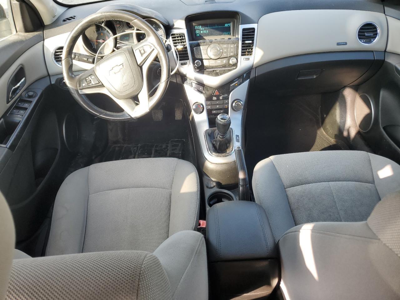 2011 CHEVROLET CRUZE