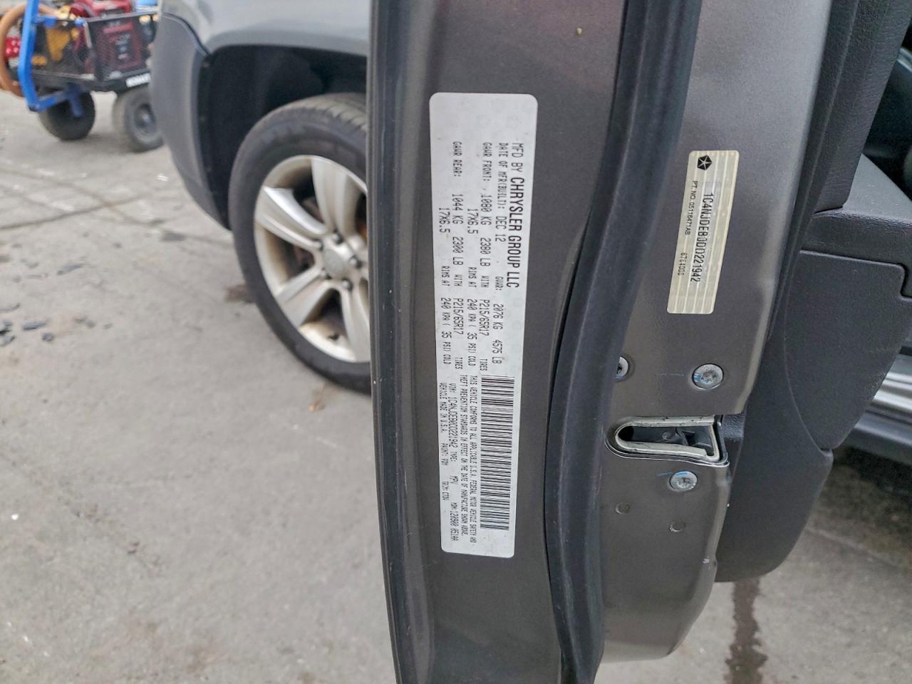2013 JEEP Compass