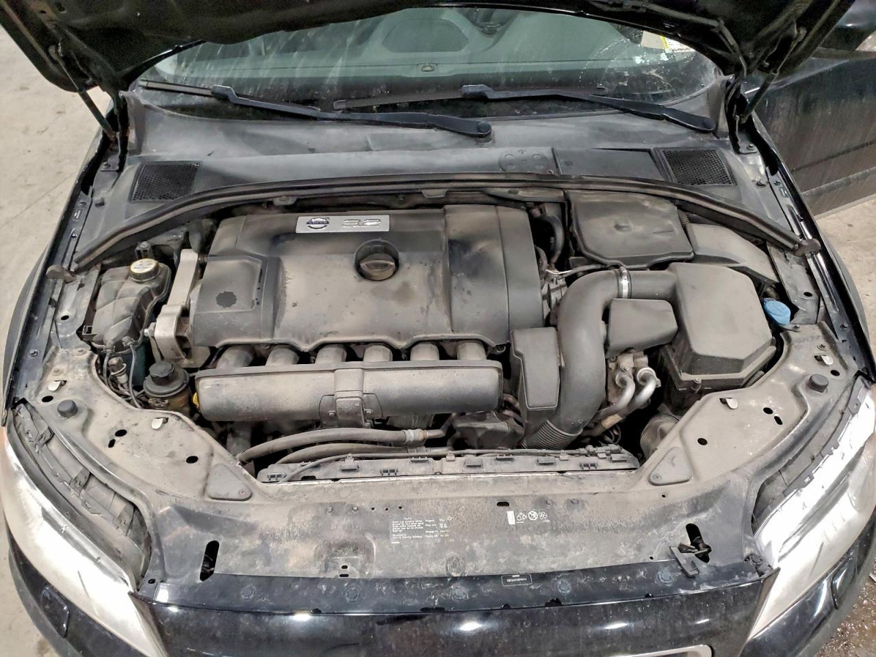 2013 VOLVO XC70
