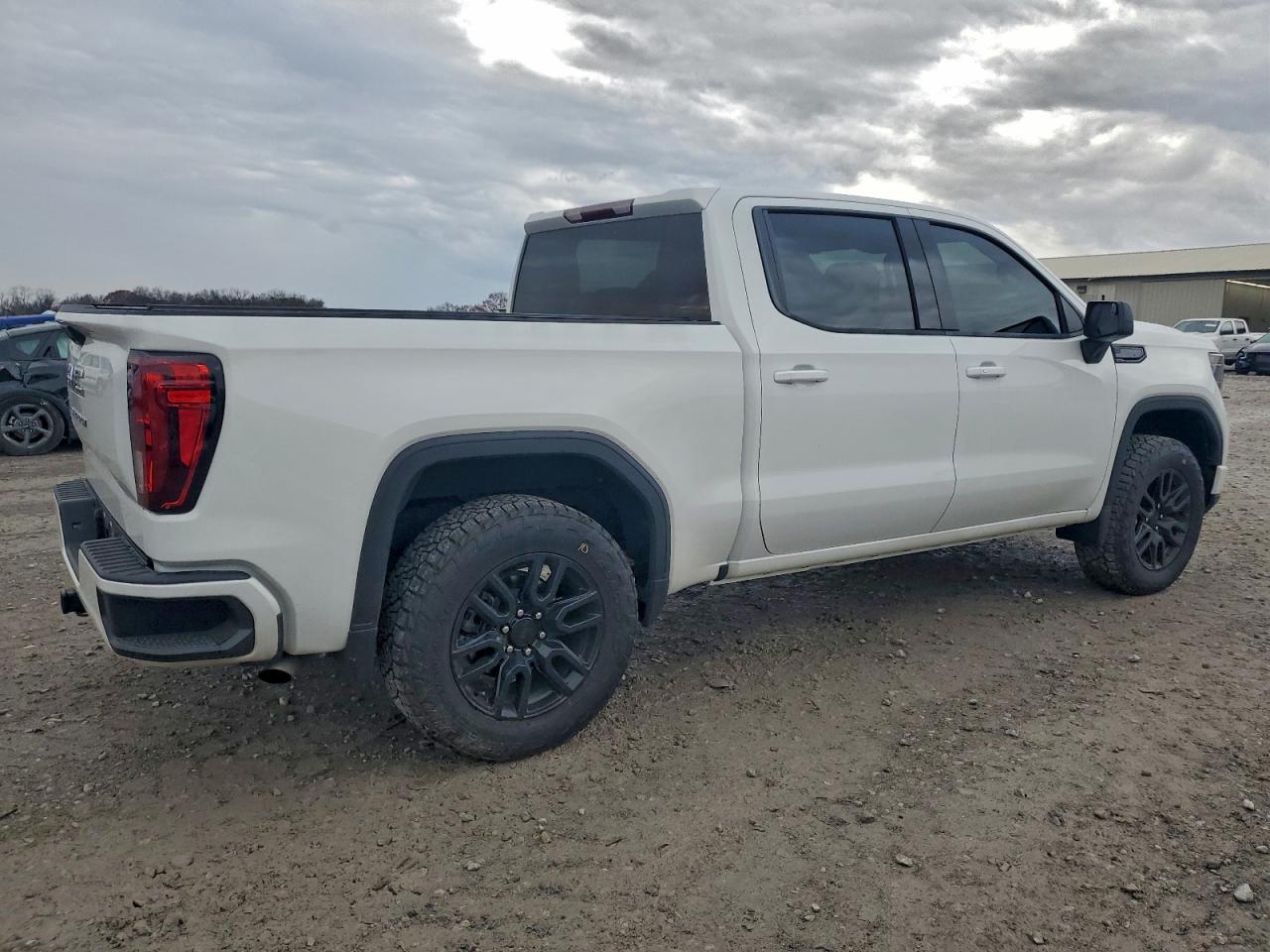 2023 GMC Sierra