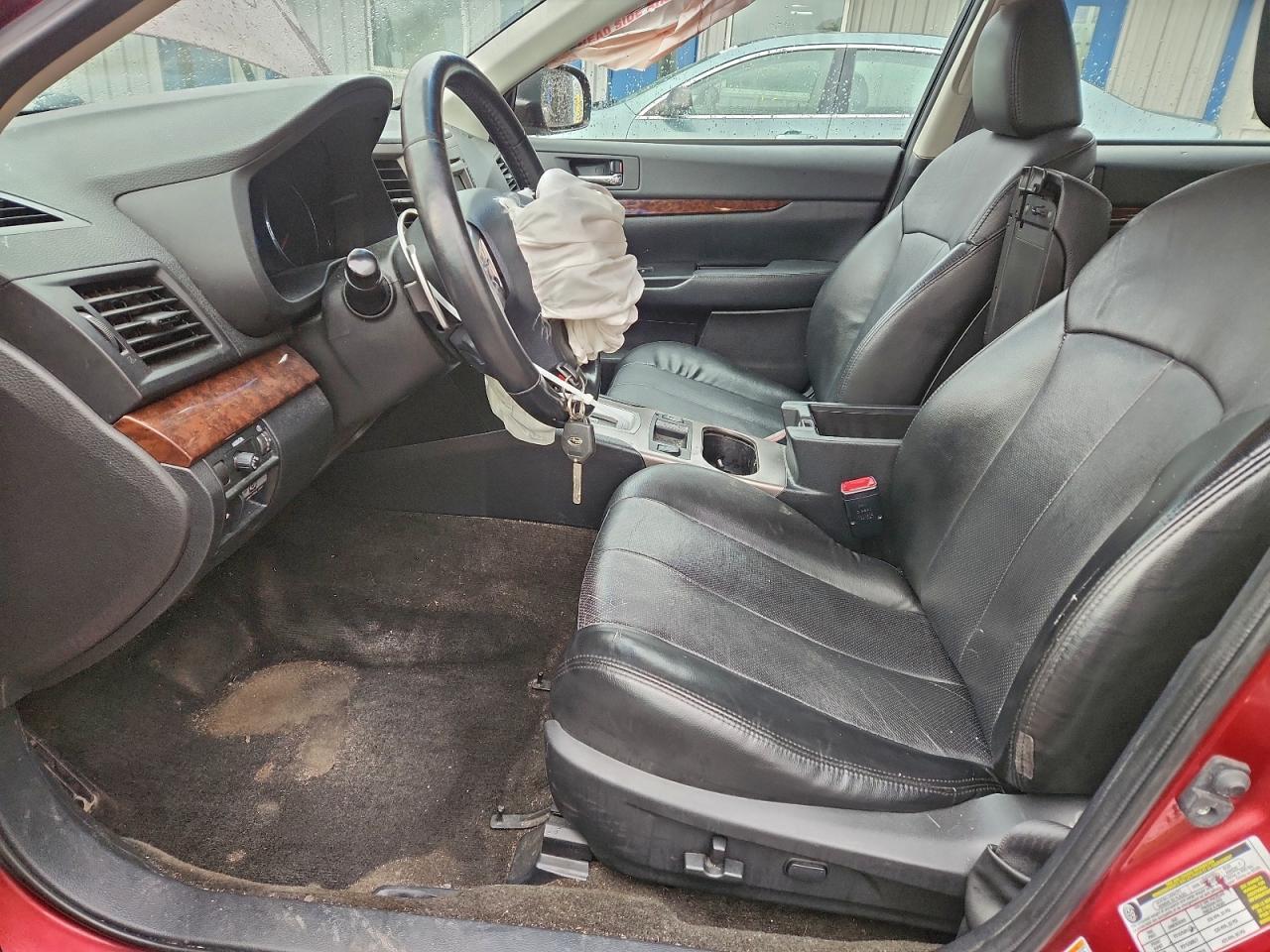 2013 SUBARU Legacy