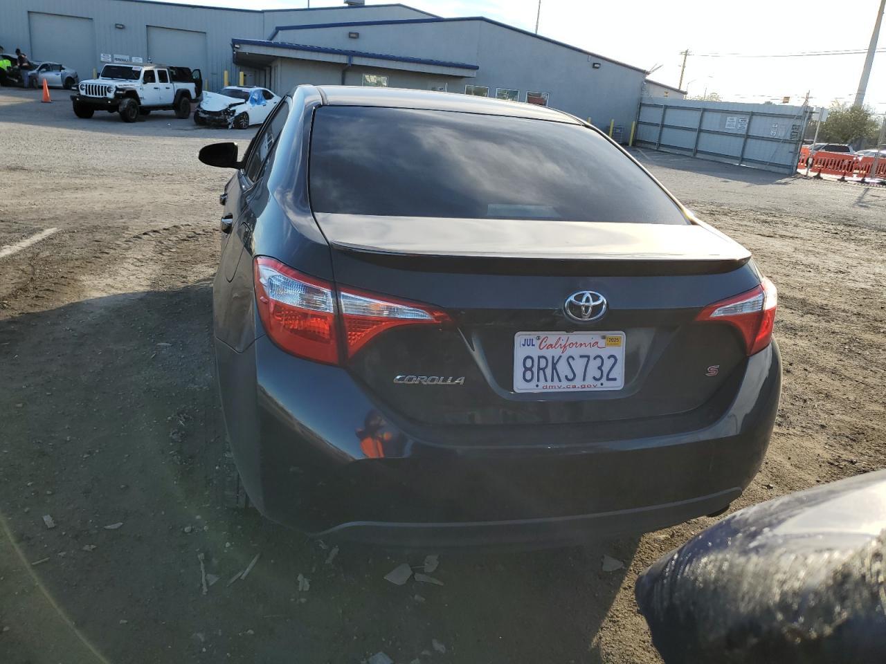 2016 TOYOTA COROLLA