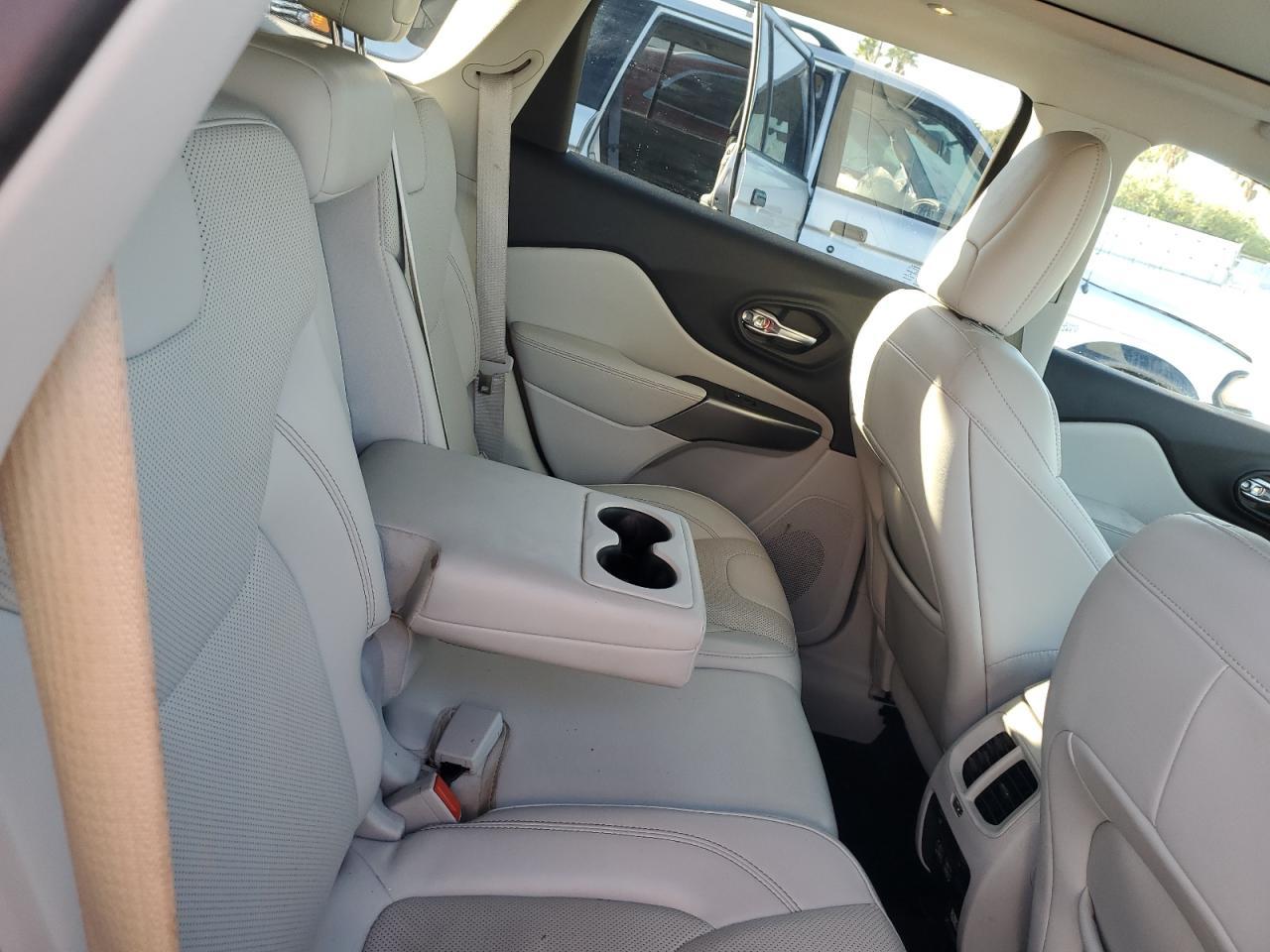 2021 JEEP CHEROKEE