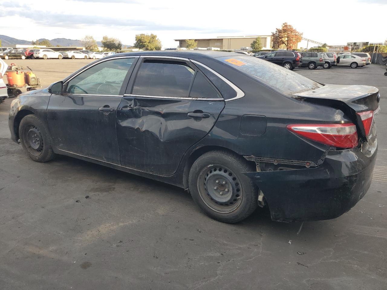 2015 TOYOTA CAMRY