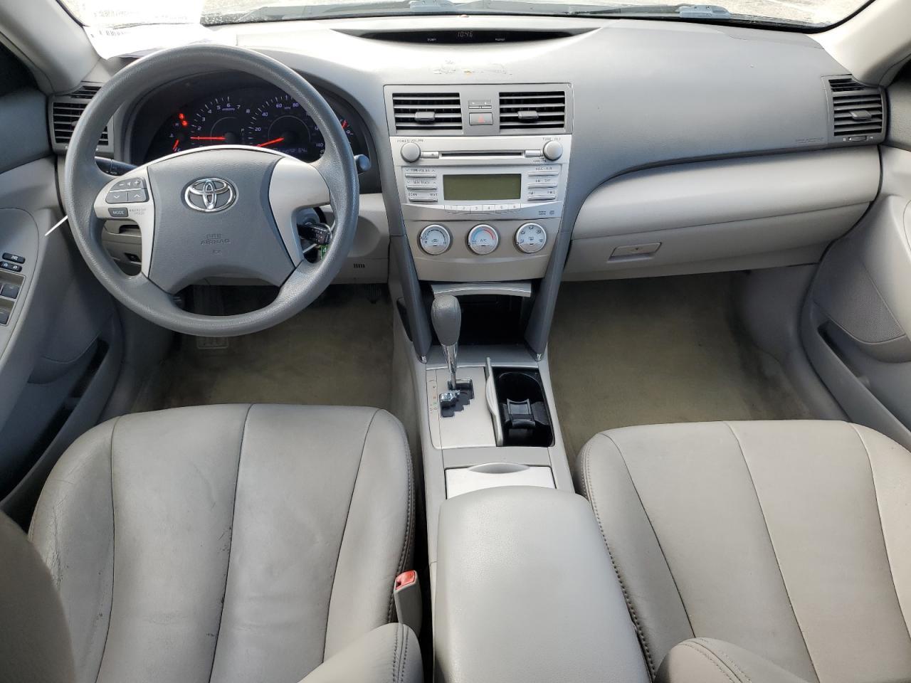 2011 TOYOTA CAMRY