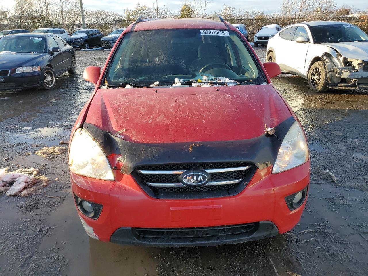 2009 KIA RONDO