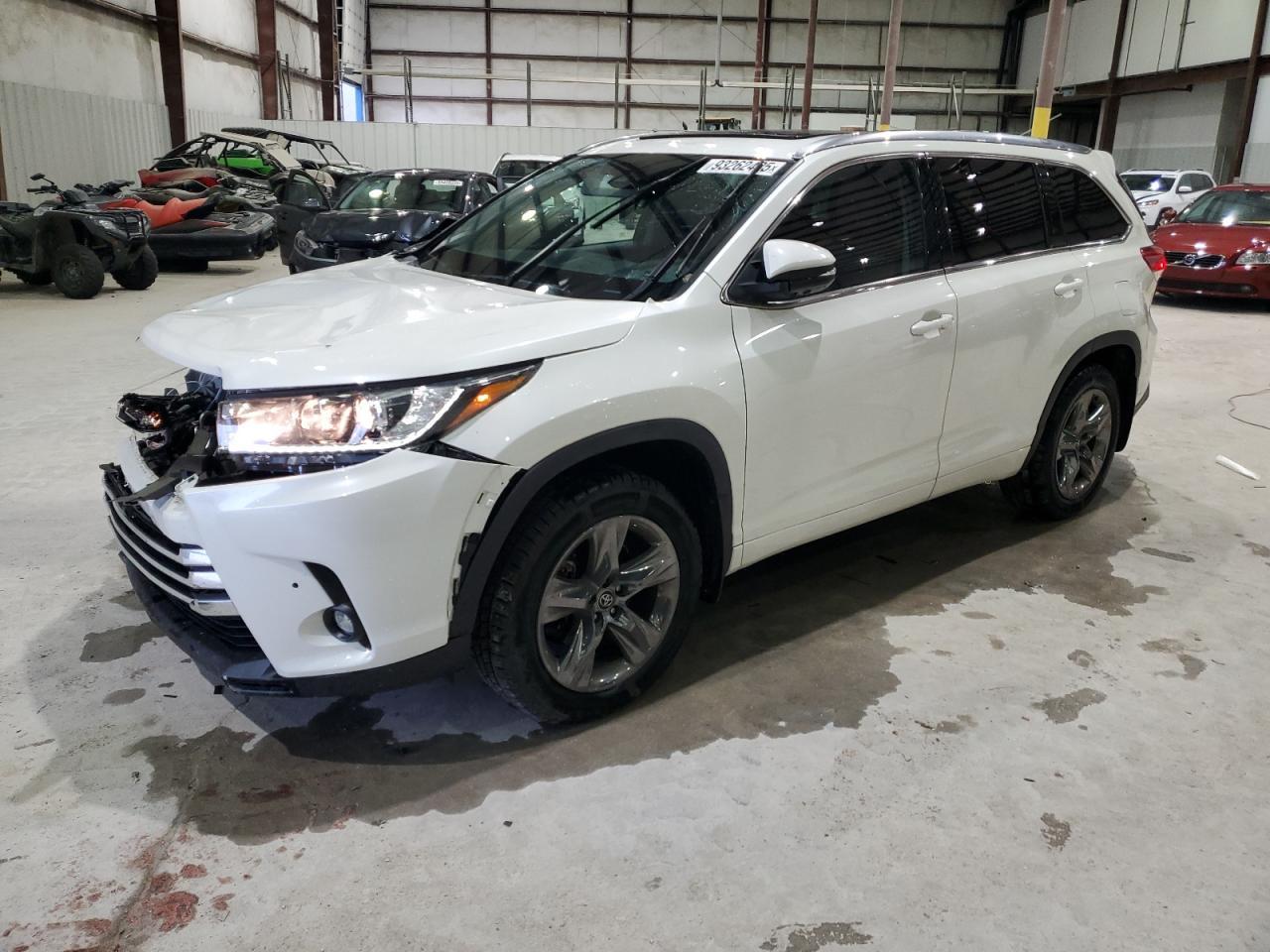 2019 TOYOTA HIGHLANDER