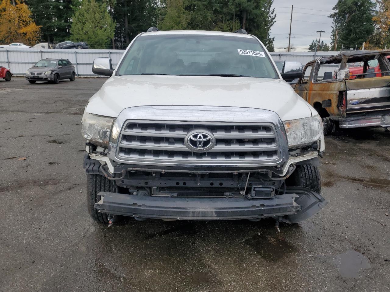 2012 TOYOTA Sequoia
