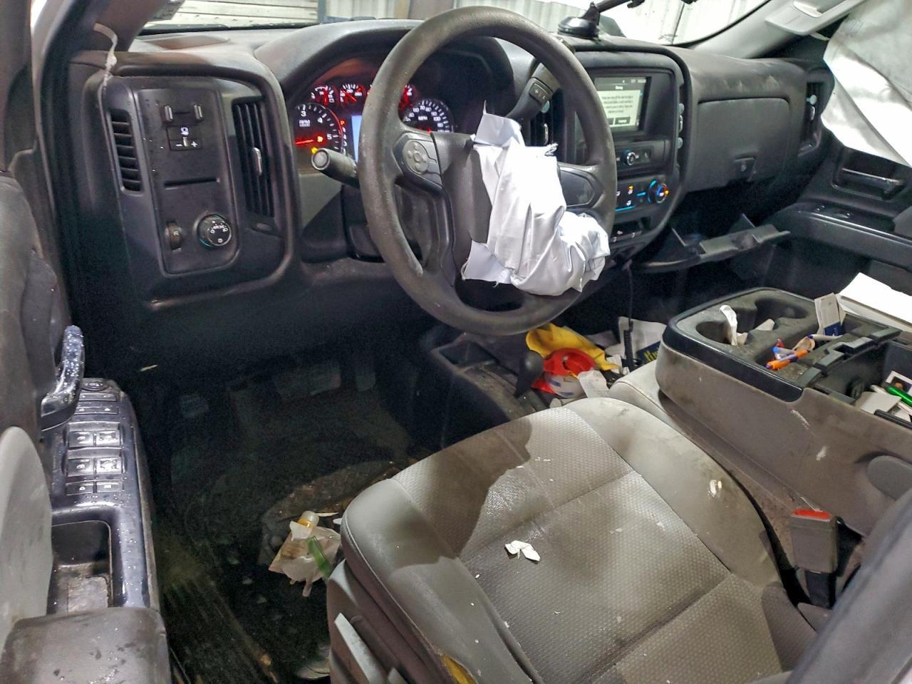 2018 CHEVROLET Silverado