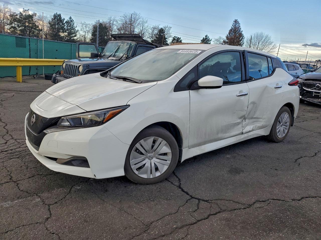 2025 NISSAN LEAF