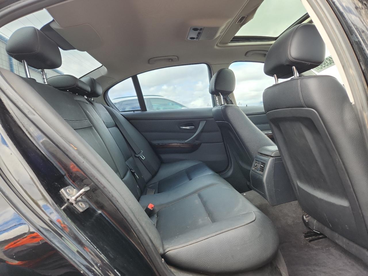 2011 BMW 3 SERIES