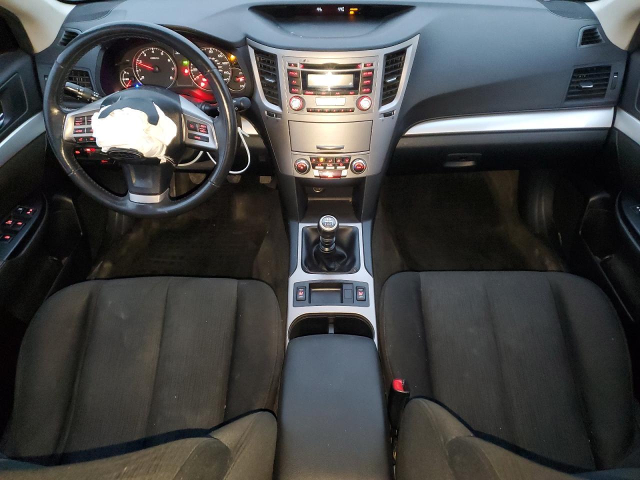 2013 SUBARU Outback
