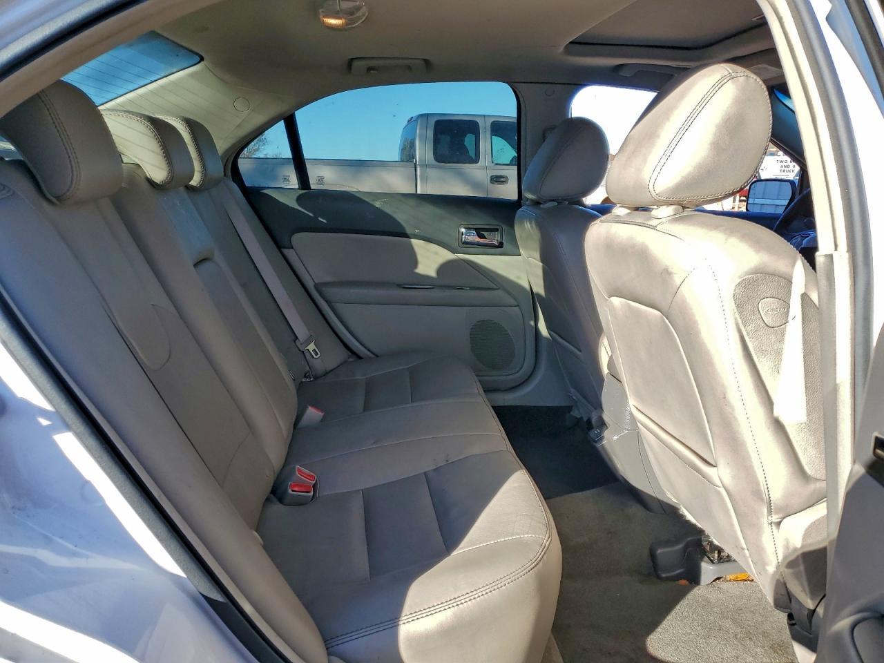 2010 FORD FUSION