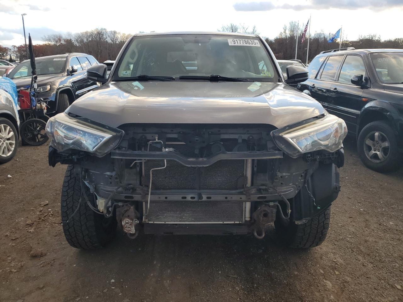 2014 TOYOTA 4Runner