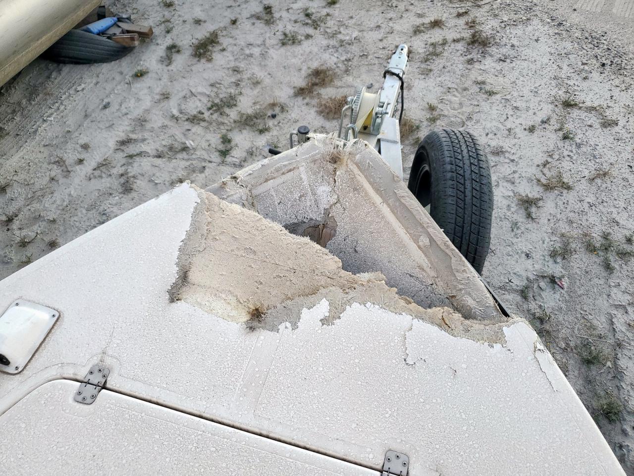 2025 Majek Boat
