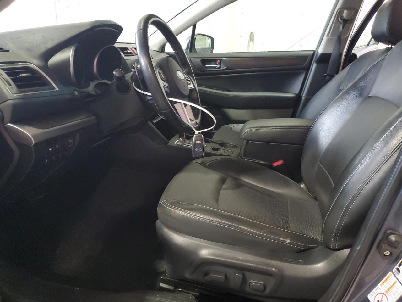 2016 SUBARU Legacy