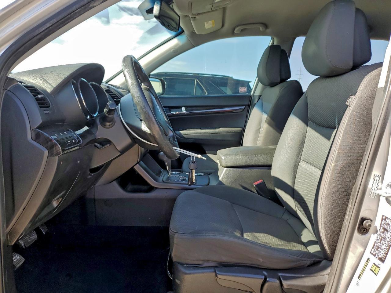 2011 KIA SORENTO