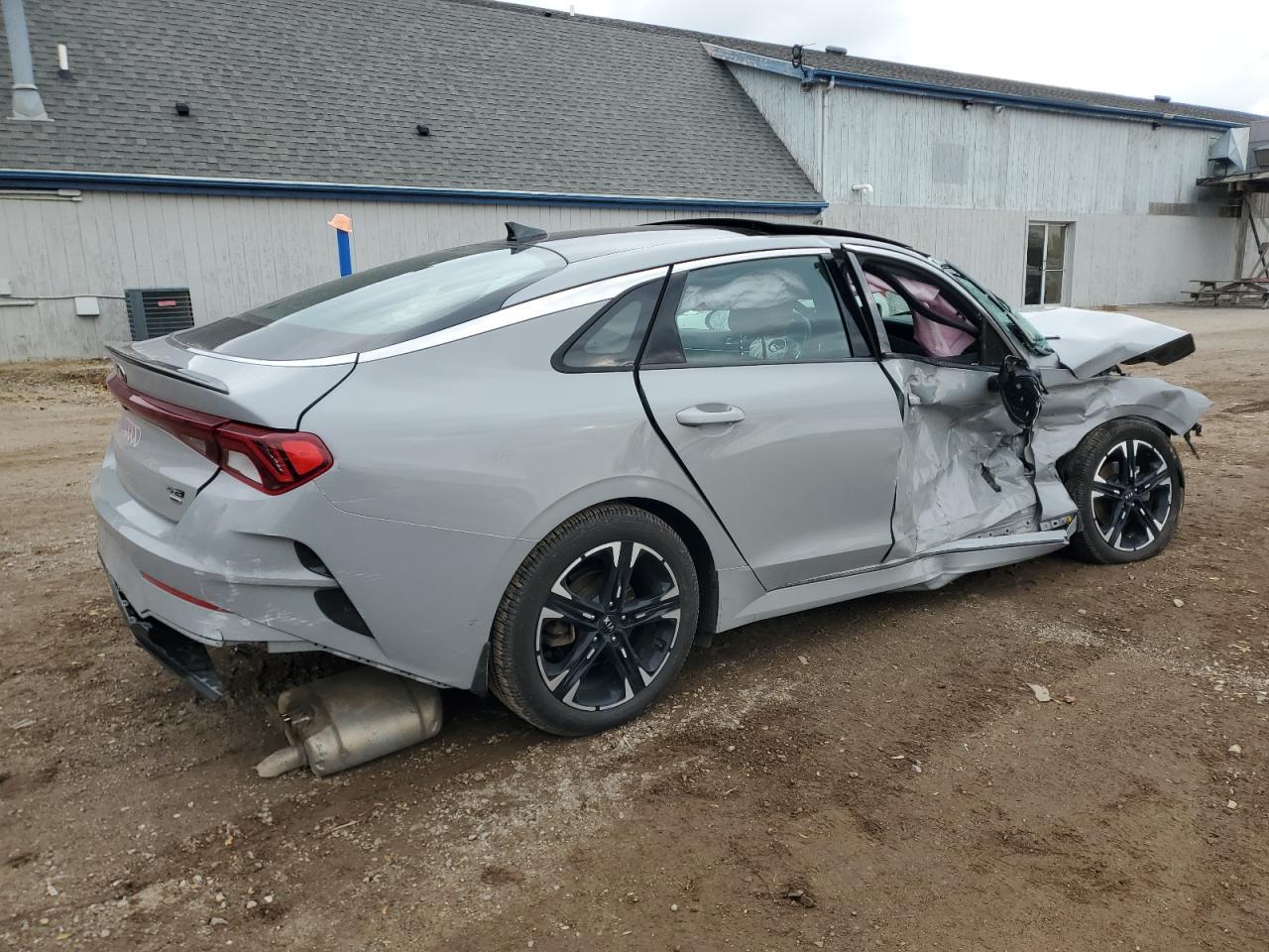2021 KIA K5