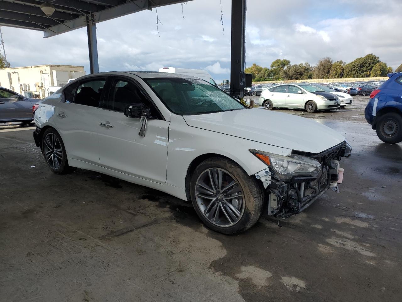 2014 INFINITI Q50