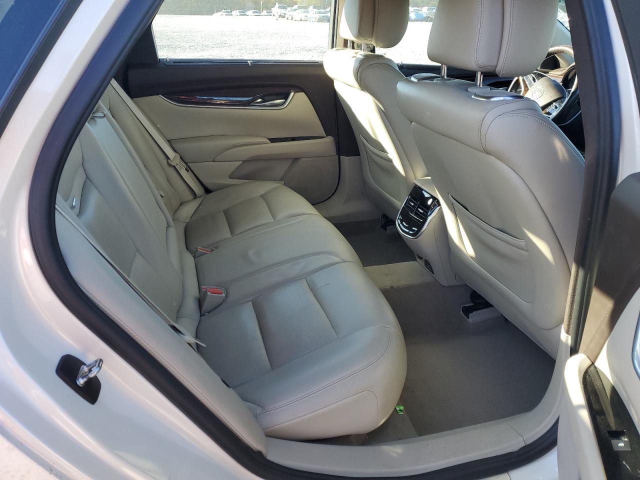 2013 CADILLAC XTS