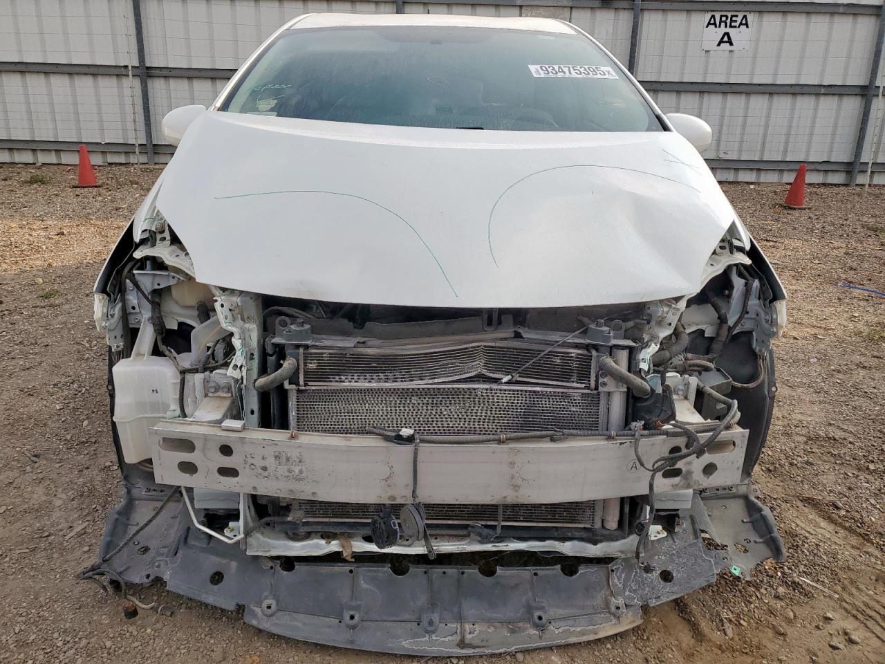 2015 TOYOTA PRIUS