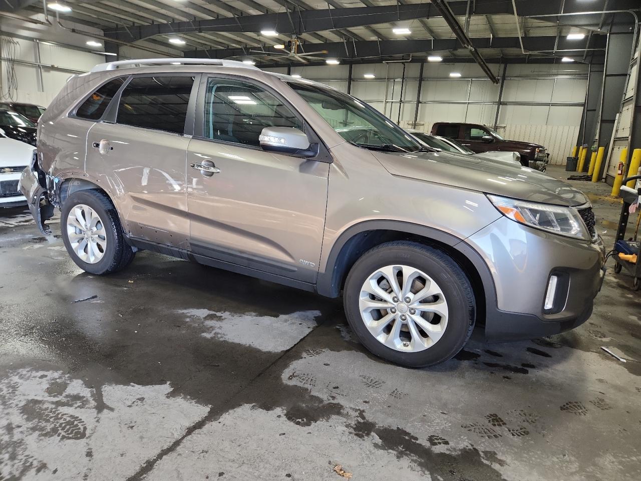 2015 KIA SORENTO