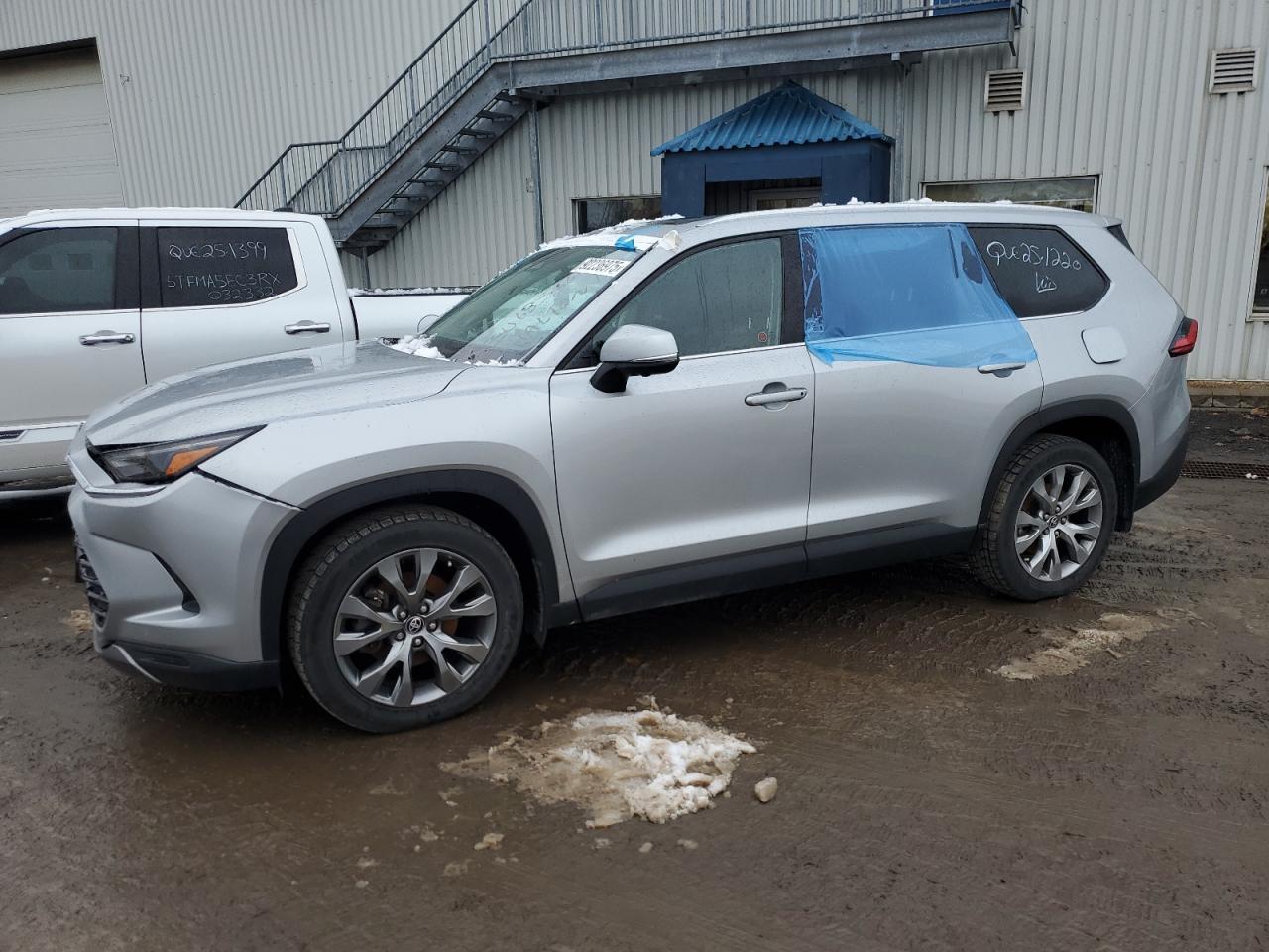 2024 TOYOTA HIGHLANDER