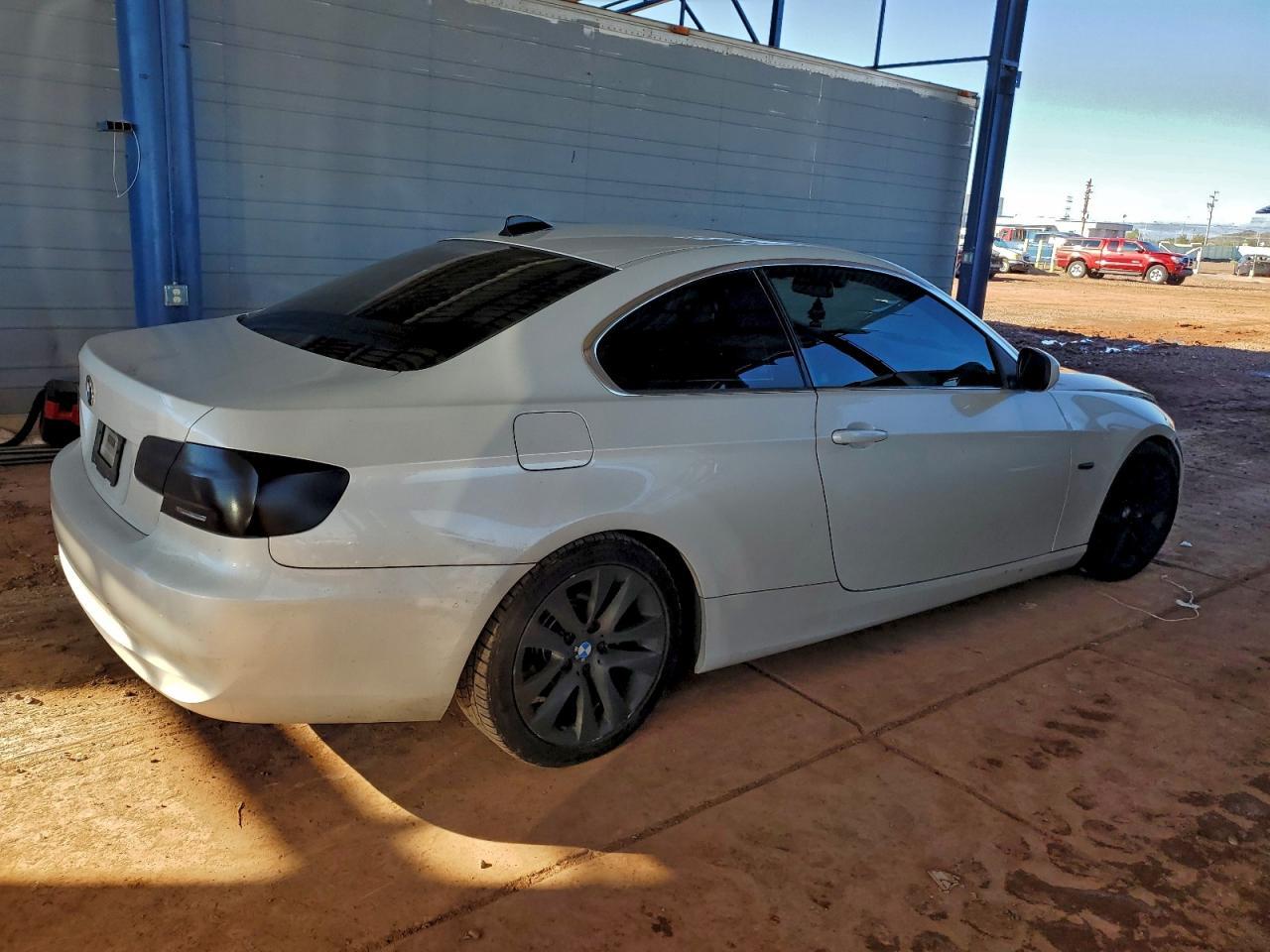 2013 BMW 3 SERIES