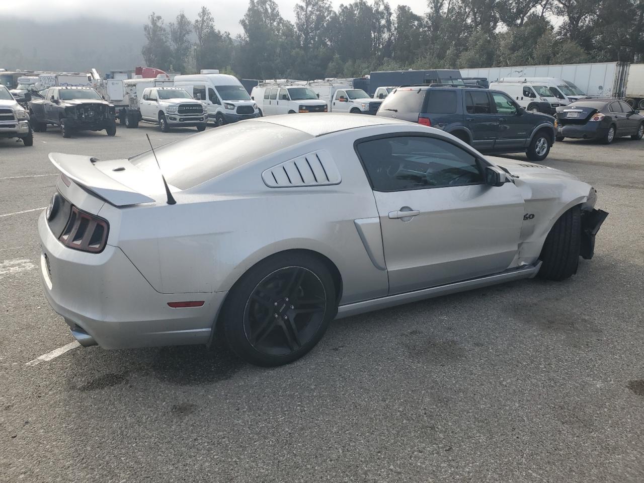 2013 FORD MUSTANG