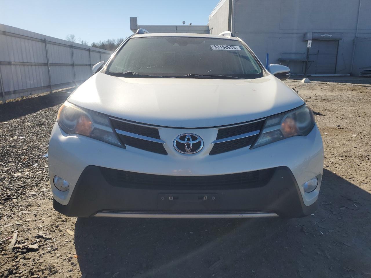 2015 TOYOTA RAV4