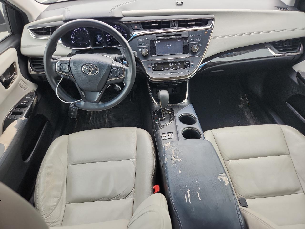 2013 TOYOTA Avalon