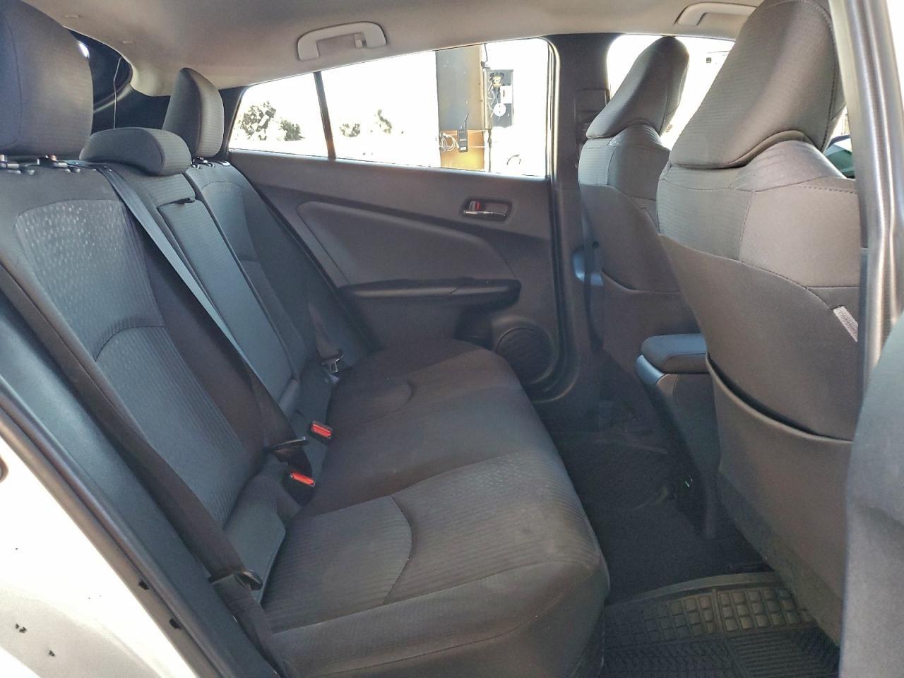 2018 TOYOTA PRIUS