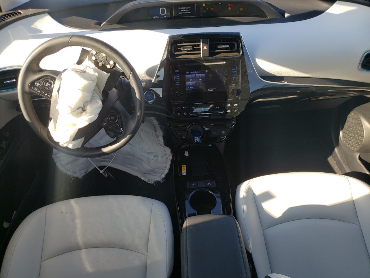 2019 TOYOTA PRIUS