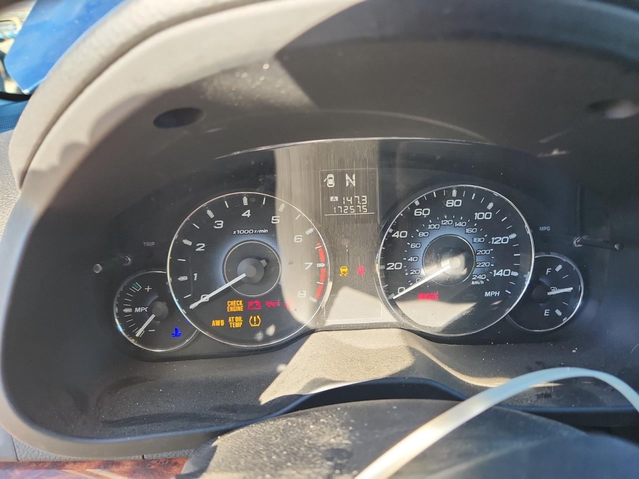 2010 SUBARU Legacy