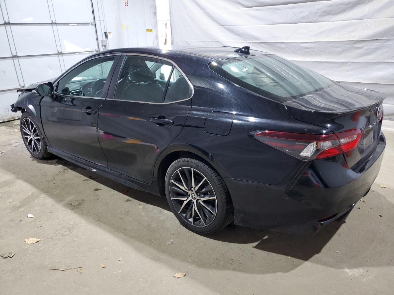 2022 TOYOTA CAMRY