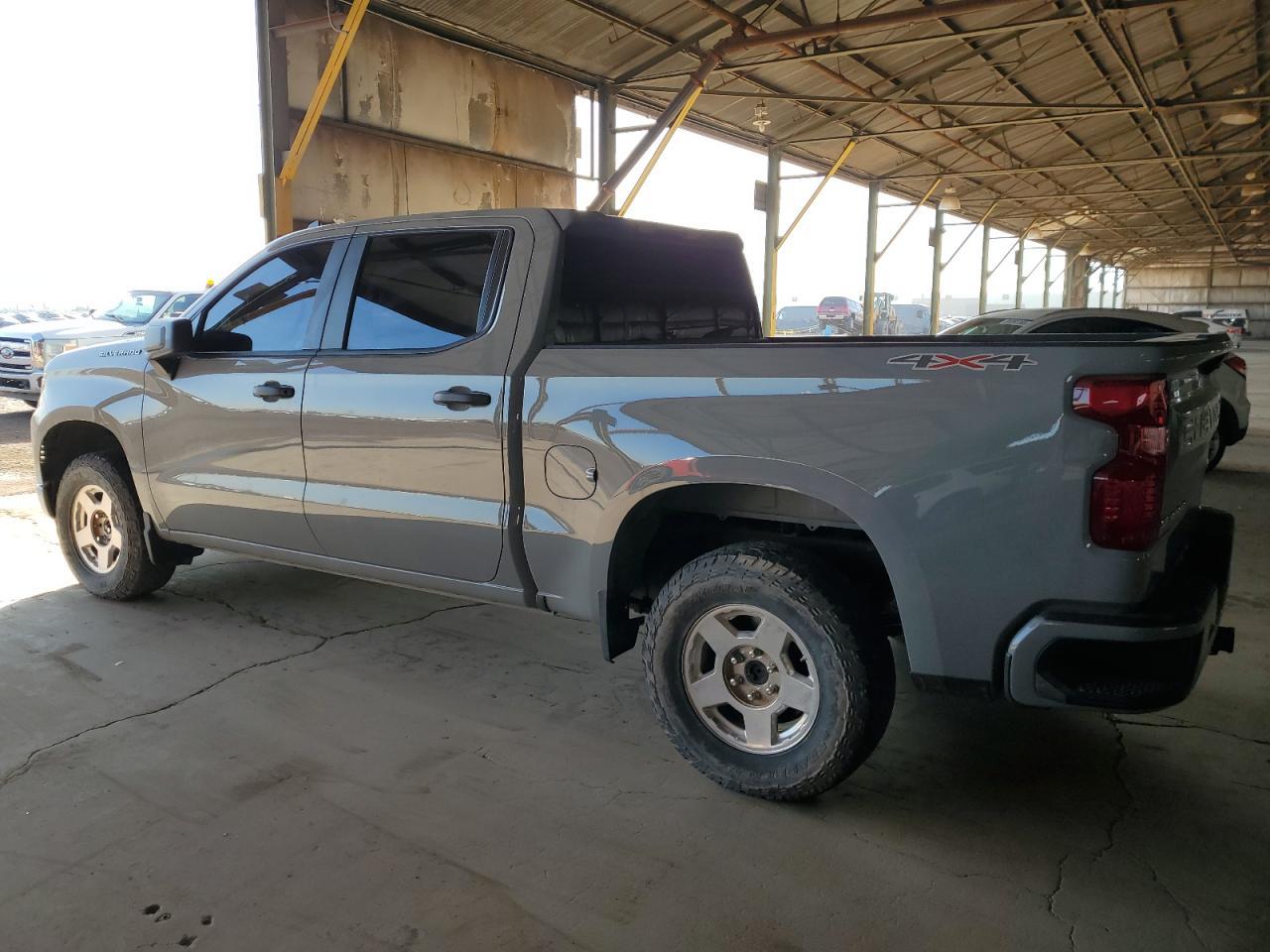 2024 CHEVROLET Silverado