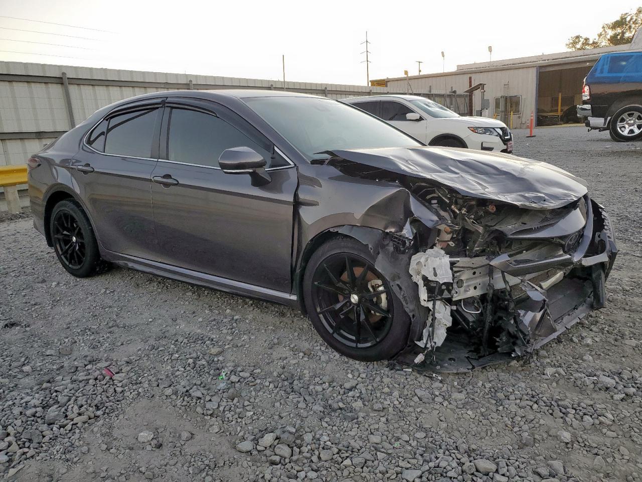 2023 TOYOTA CAMRY