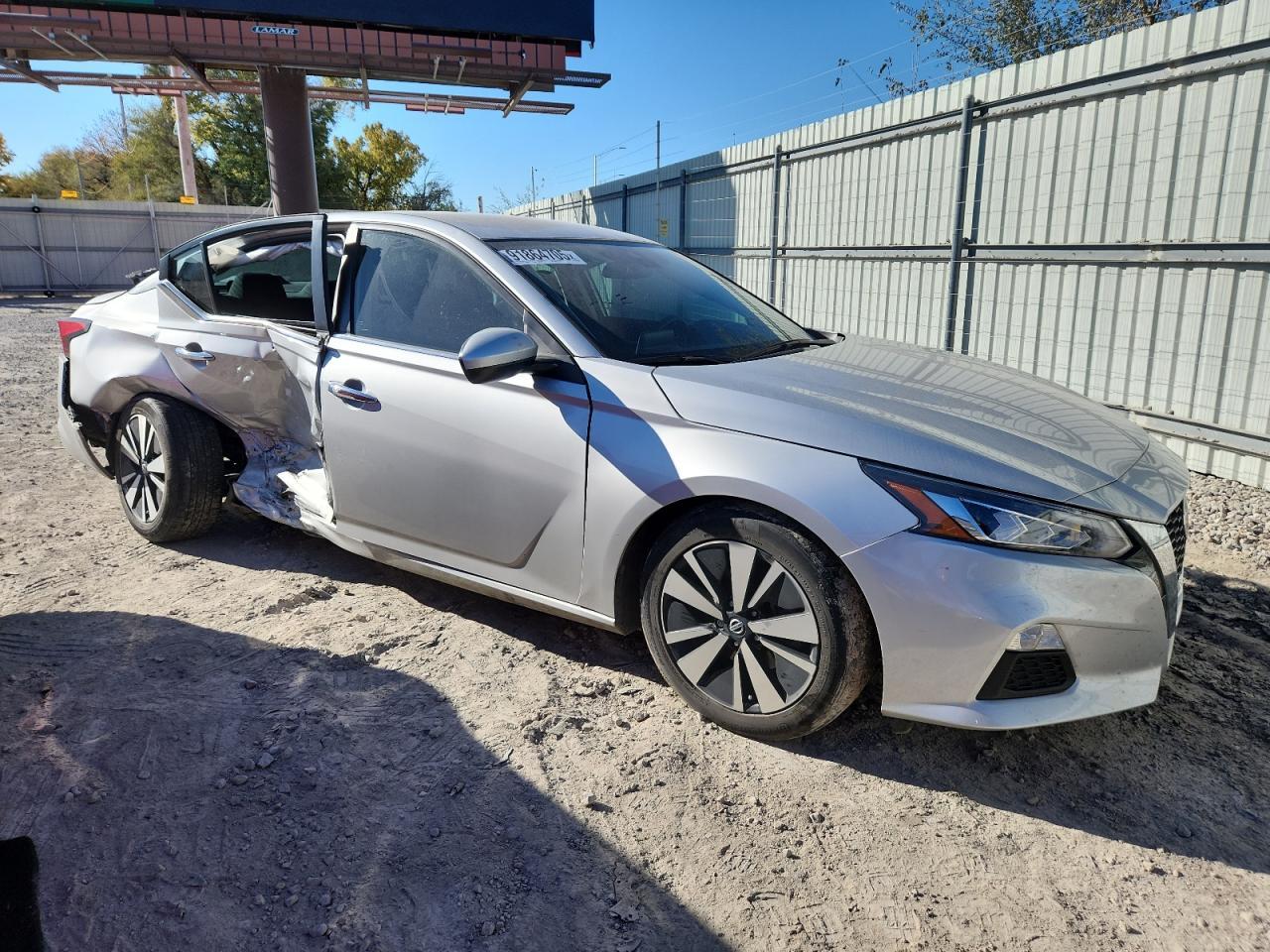 2022 NISSAN ALTIMA