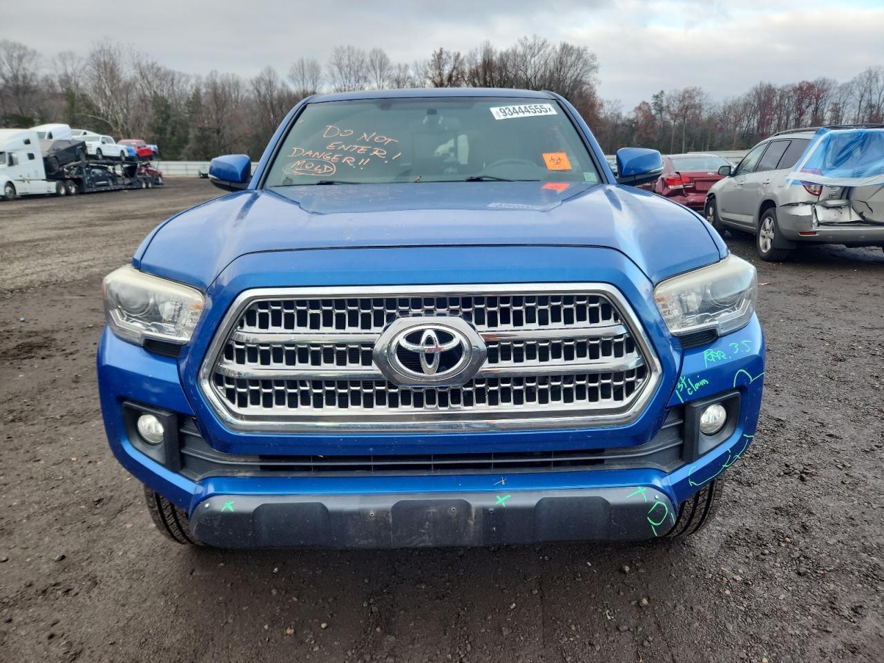 2016 TOYOTA TACOMA