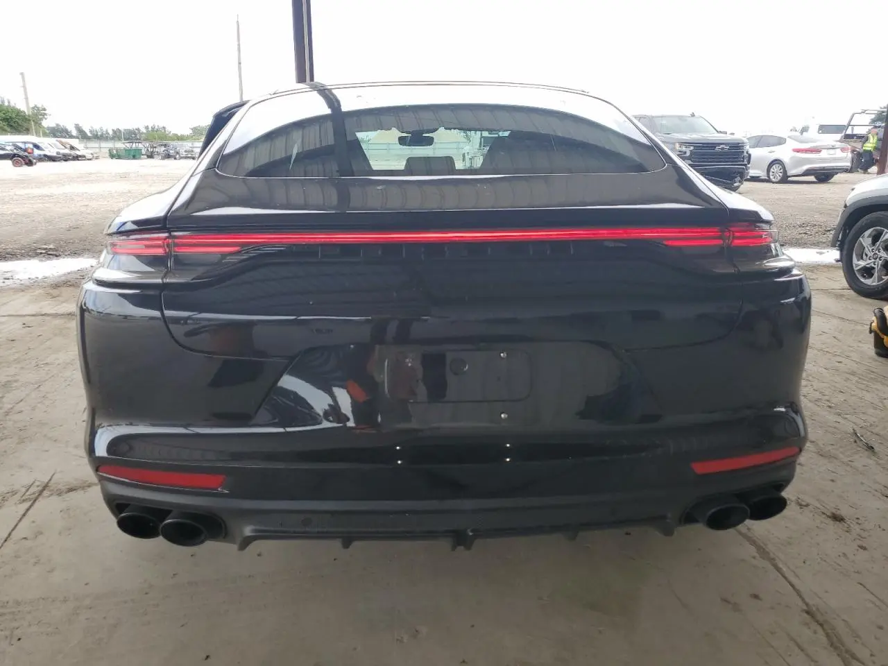 2022 PORSCHE Panamera