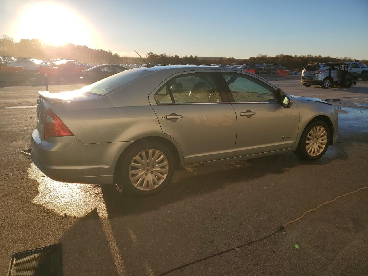 2010 FORD FUSION